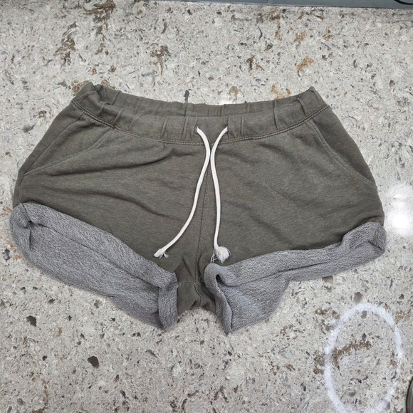 H&M Divided Lounge Shorts Comfy Casual Drawstring Olive Green Gray Size S - Picture 1 of 8